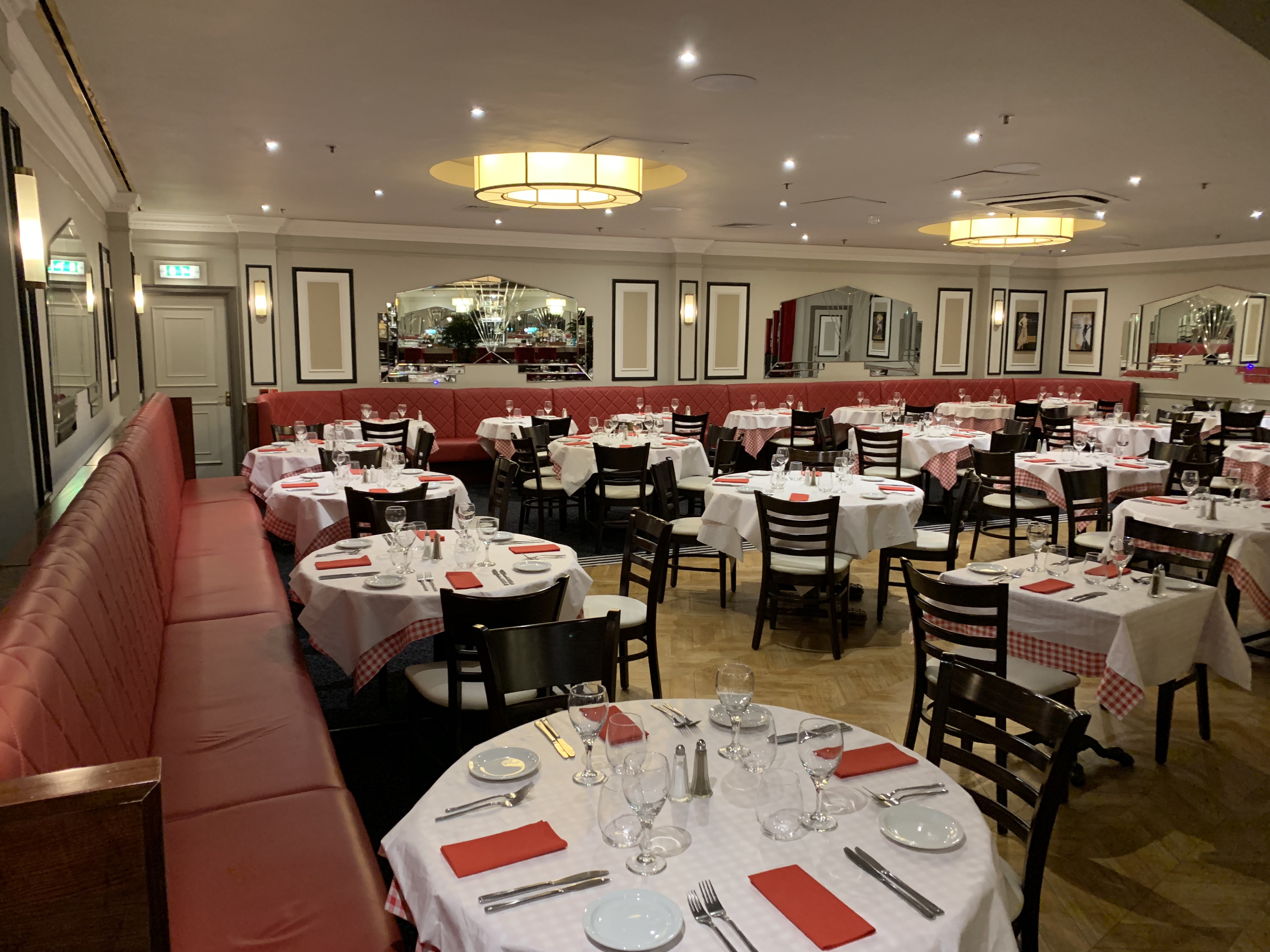 Gallery Paris Grill Complete