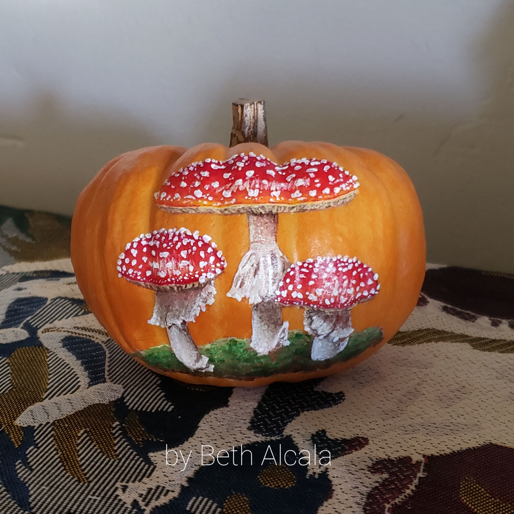 Mini Pumpkin Painting (Red Mushrooms)