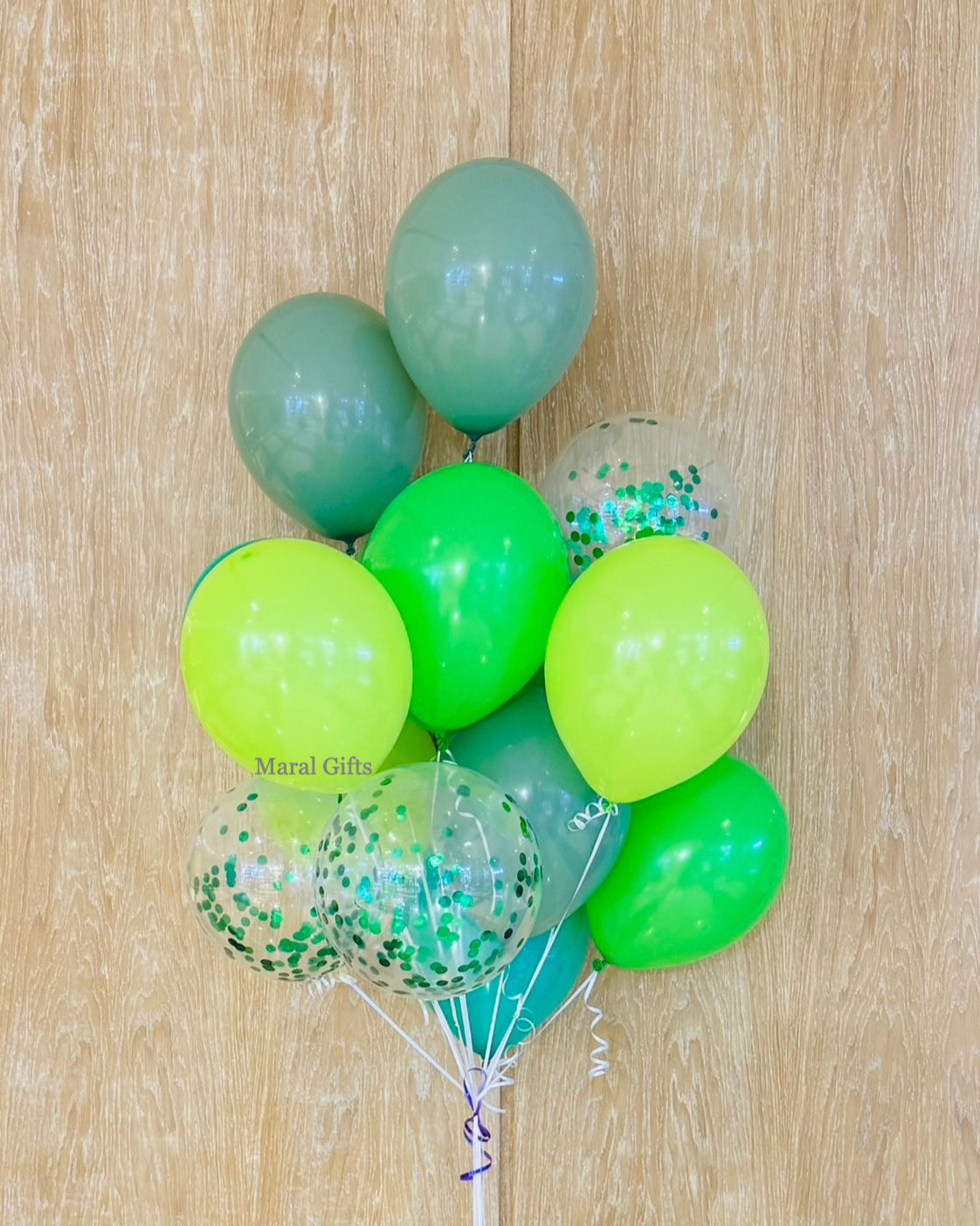 Green birhday helium balloons gifts