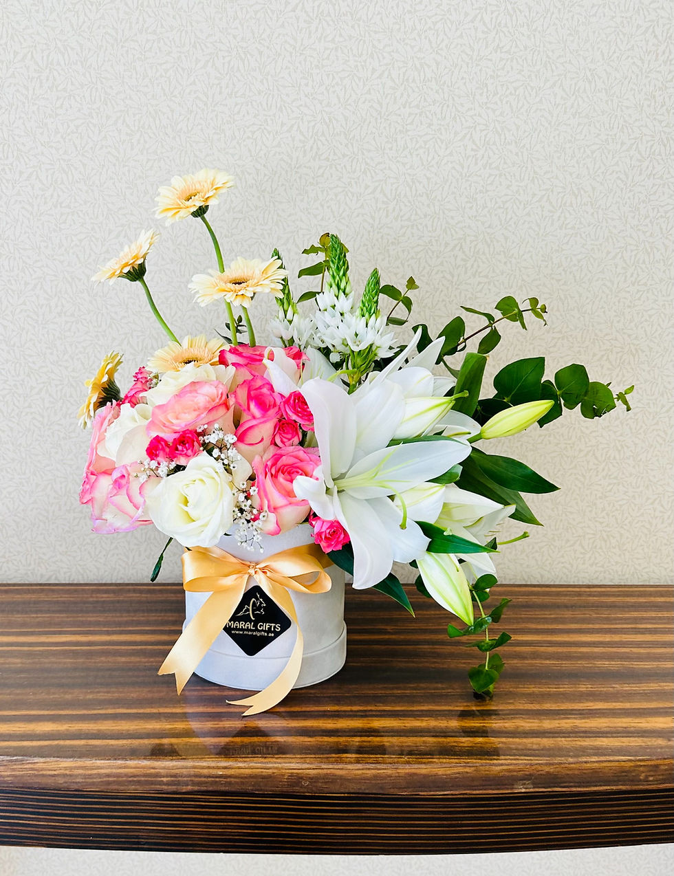 Gerbera and lily flower box