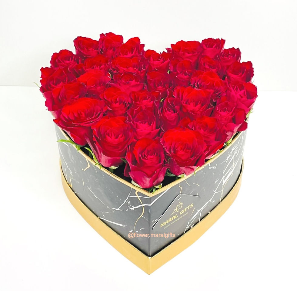 luxury heart flower box for her surprise in Dubai