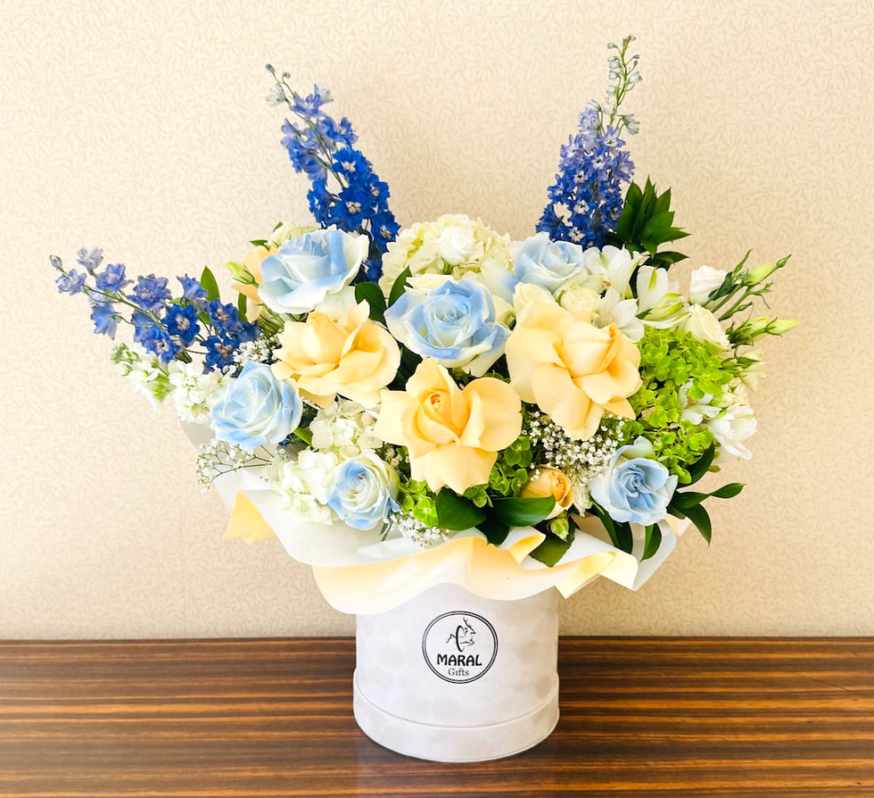 Luxury Blue Rose Flower Box Dubai