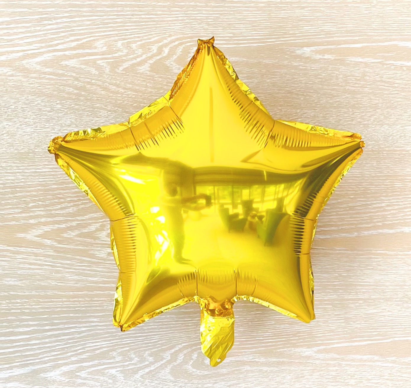Gold color Star Helium Balloon for all Occasion's arrangement Dubai party shop