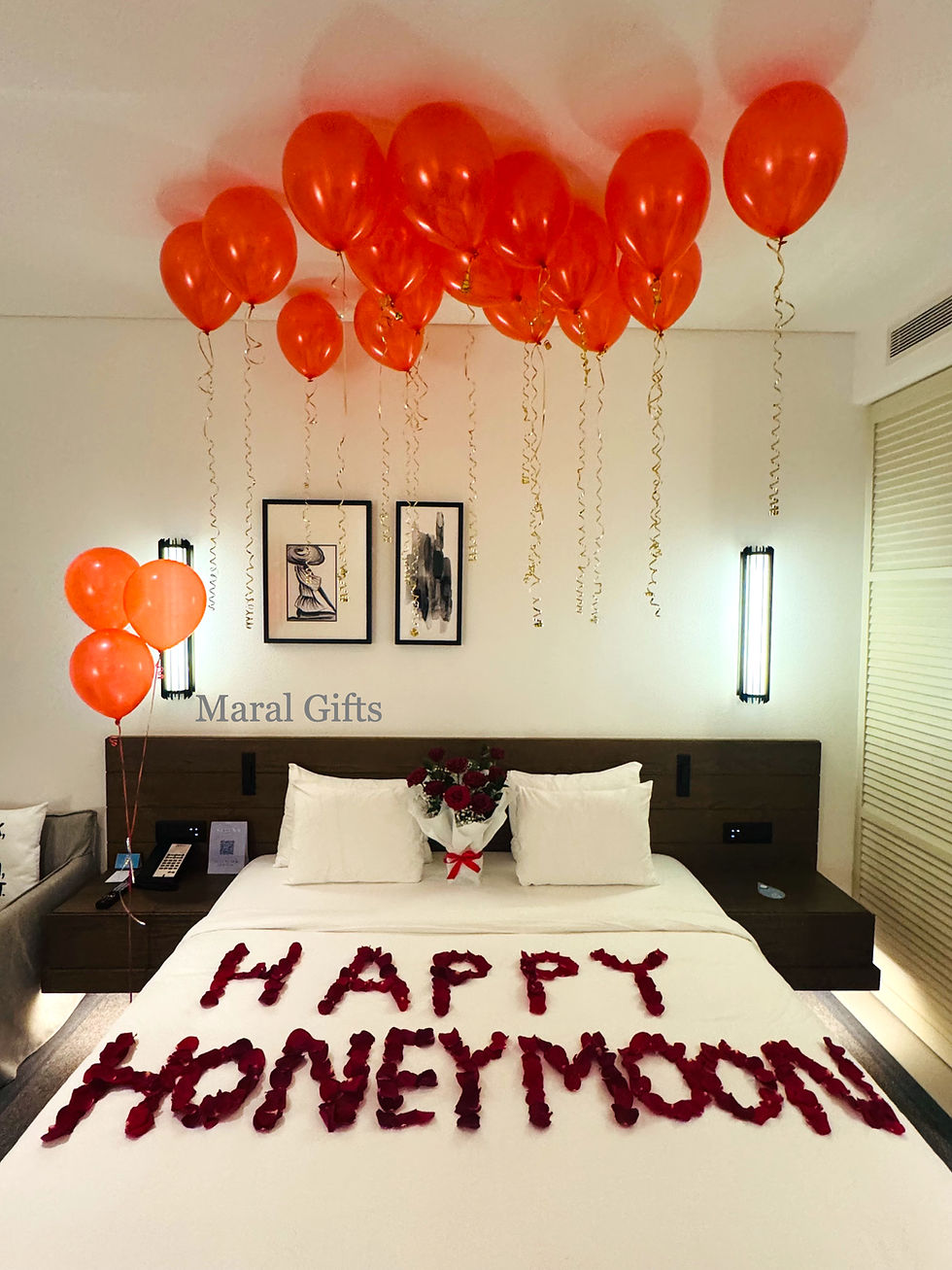 Thumbnail: happy Honeymoon Flower and balloons Gift