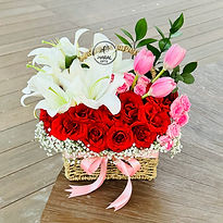 Classic Flowers Gifts online delivery