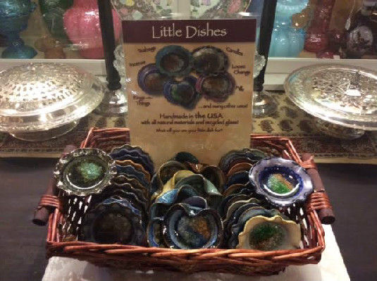Thumbnail: Little Dishes Pottery