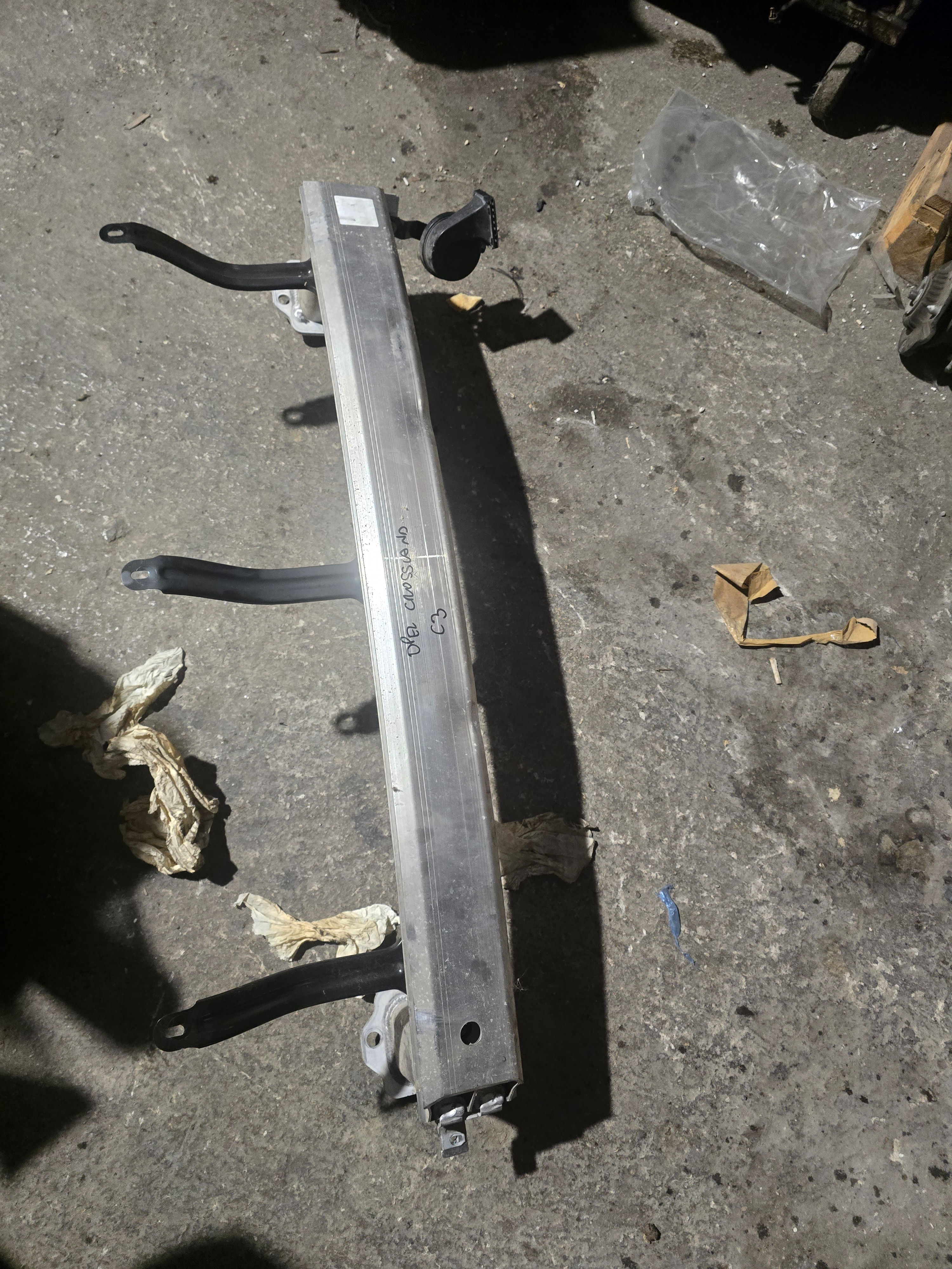 STAFFONE RINFORZO CENTRALE OPEL CROSSLAND CITROEN C3 