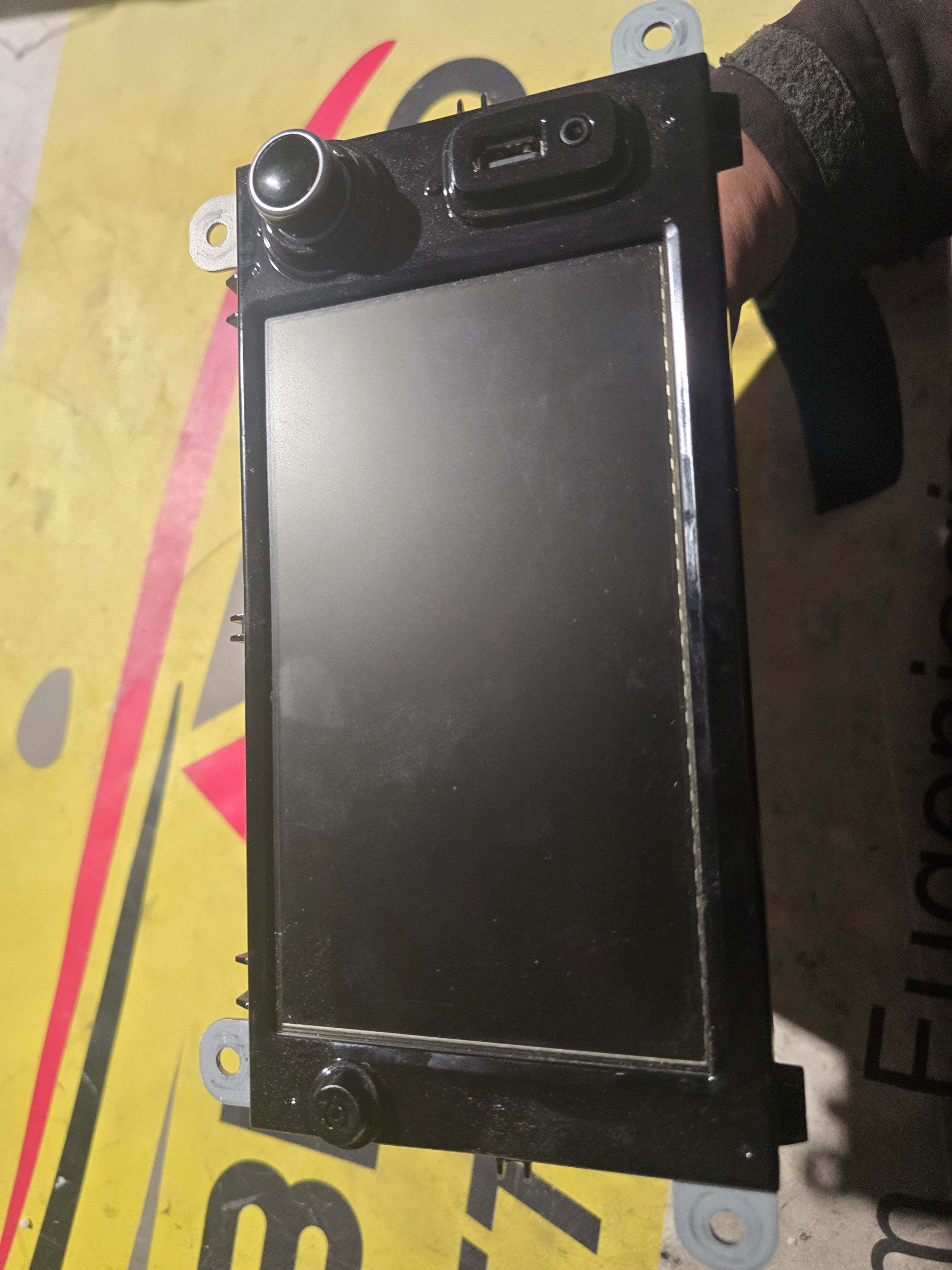  28115484R NAVIGATORE SATELLITARE STEREO LETTORE TOUCH SCREEN RENAULT CLIO IV 