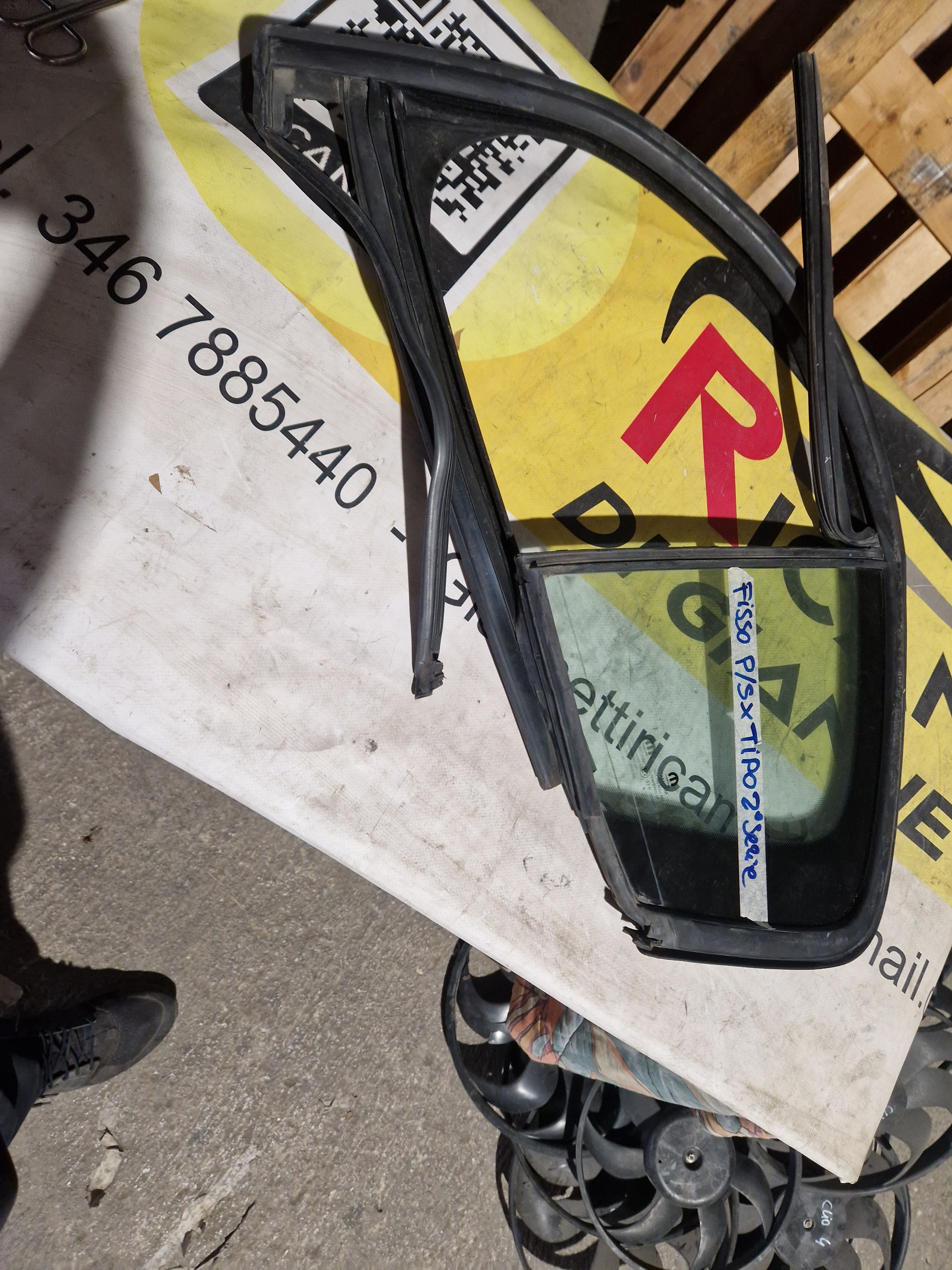 VETRO FISSO POSTERIORE SINISTRO SX LATO GUIDA FIAT TIPO
