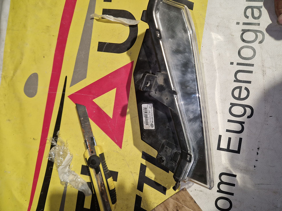 Miniatura: 1NB01281001 FARO FENDINEBBIA ANTERIORE SX BMW X3 (G01) 2019