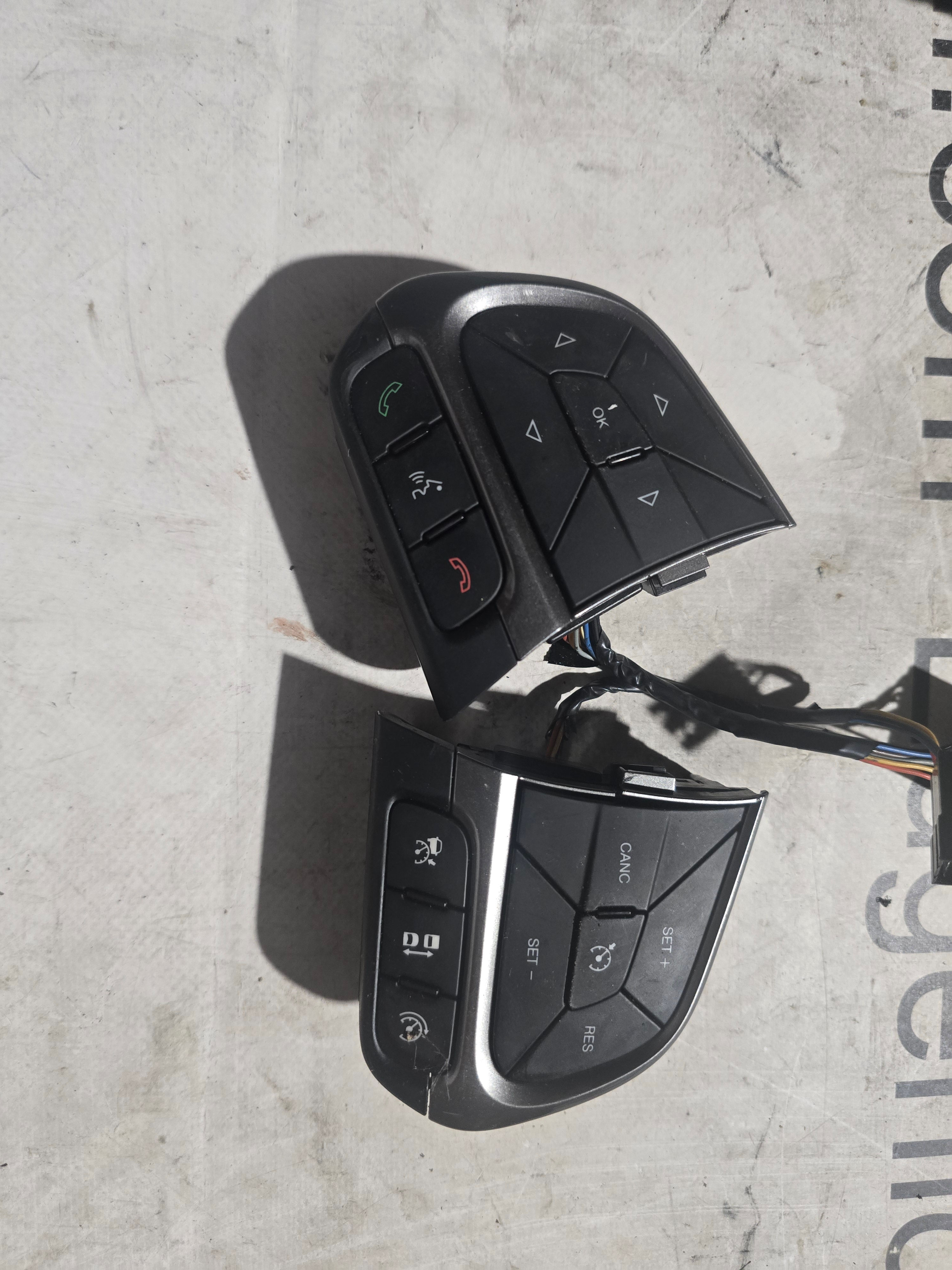 735675693 735675686 COPPIA COMANDI AL VOLANTE JEEP RENEGADE 500X