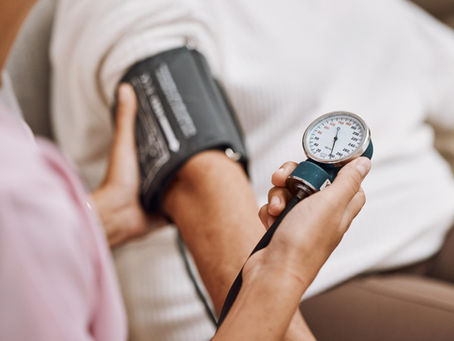 Como a pressão alta pode afetar a visão?