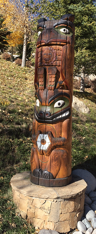 Nye Driveway Totem Poles