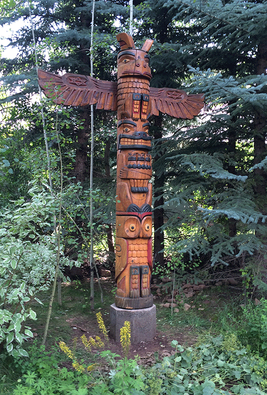 totem5.gif