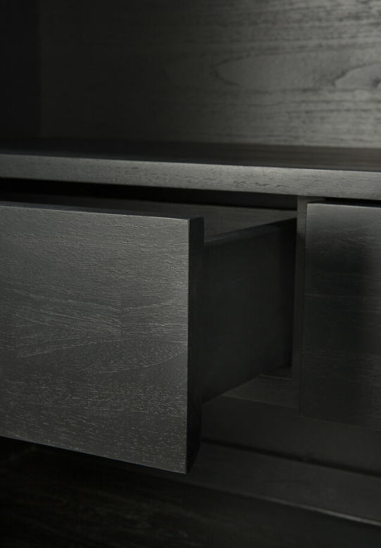 الصورة المصغرة: Graphic Cupboard
