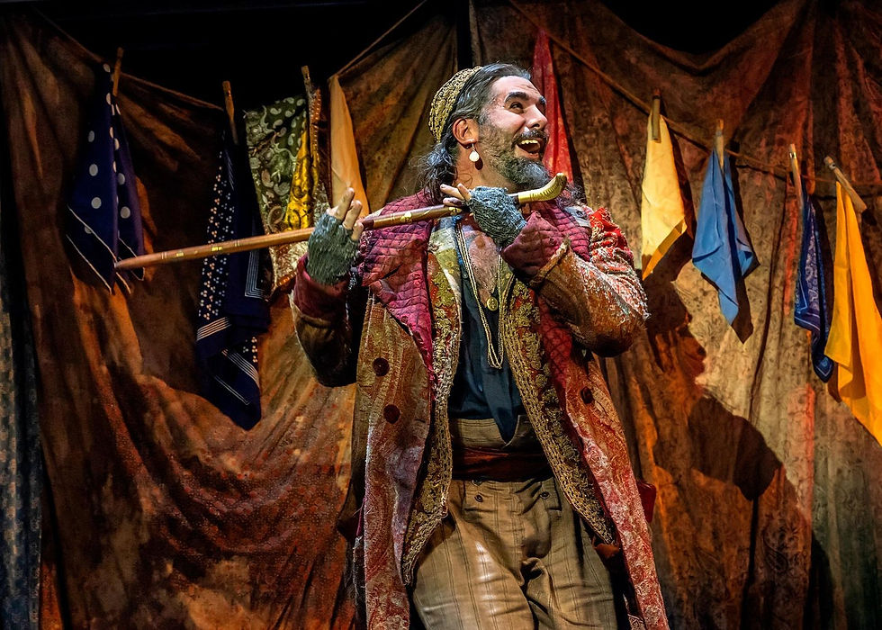 Thumbnail: 3★ or 4★ London Hotel Break & Oliver The Musical for 2