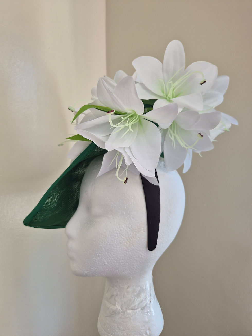 Thumbnail: F129 - Emerald Green & White Lily Statement Fascinator