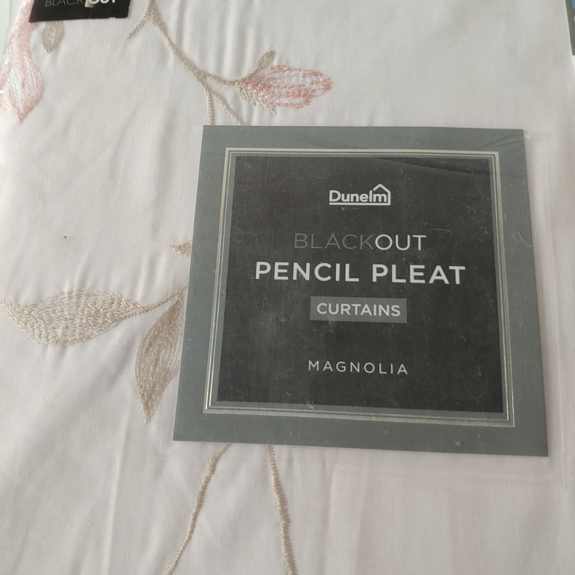 Dunelm Magnolia Floral Blackout Pencil Pleat Curtain 66''x 72'' RRP £85