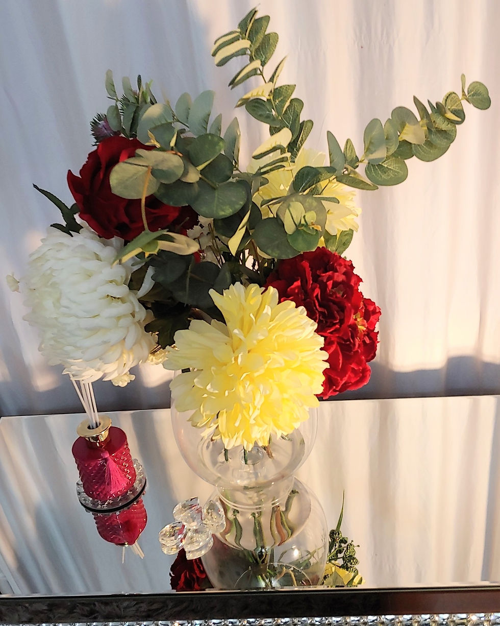 Thumbnail: Large Vase Red Hydrangea, Climbing Rose, Eucalyptus, Blossom cream flower 70CM