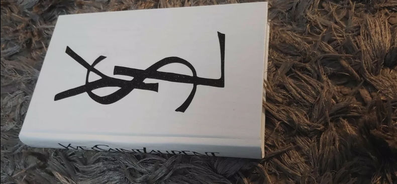 ONE DECORATIVE INSPIRED COFFEE TABLE BOOK FOR HOME DECORATIONS