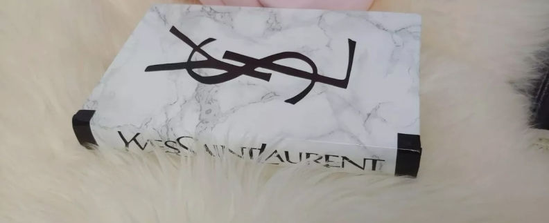 FABULOUS NEW ONE BLACK DECORATIVE INSPIRED COFFEE TABLE BOOK FOR HOME DECOR.