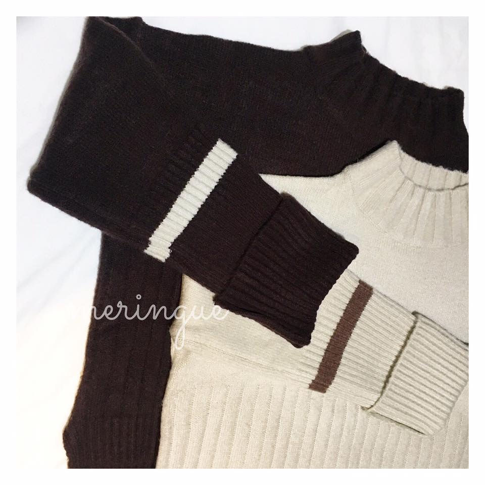 縮圖：[現貨] SIDE SLIT FUNNEL NECK SWEATER (BROWN)