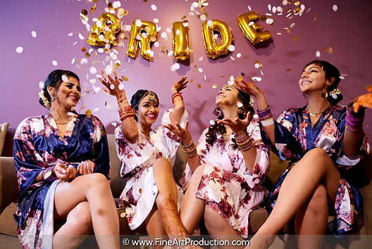 bride-party-getting-ready-pictures