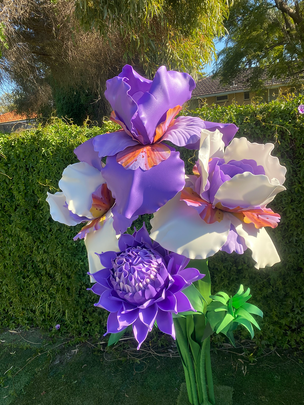 Thumbnail: “Spring“ purple bouquet of 4 flowers 