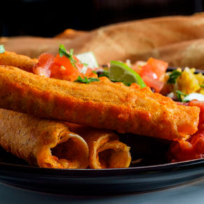 Flautas de pollo