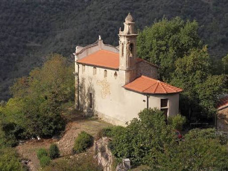 Lungo i Sentieri dell'Anima: Il Cammino della Tradizione a Santa Giusta