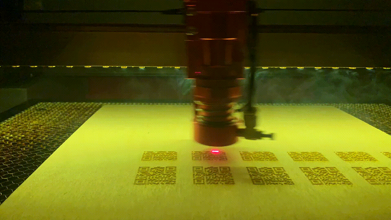 Fyelic2.gif