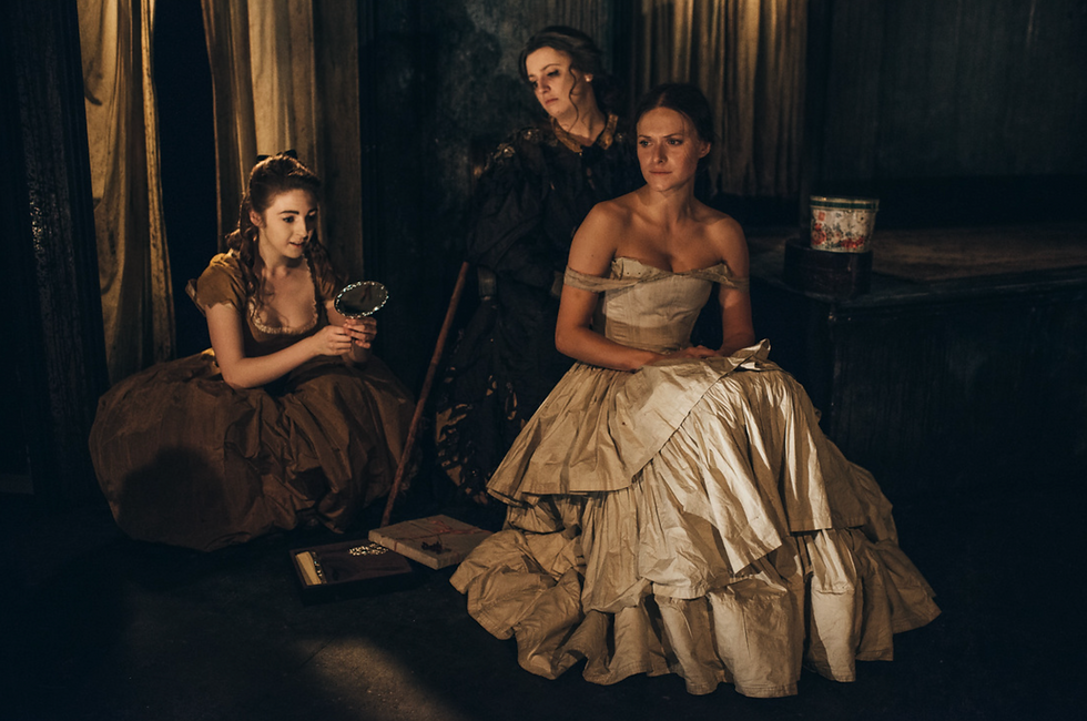 v Screenshot 2025-12-18 at 11.27.01.png