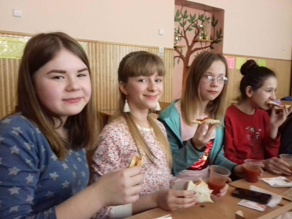 29216279_1944425835872987_19196164258534