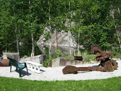 Actors at QuarryWorks Theater in Adamant