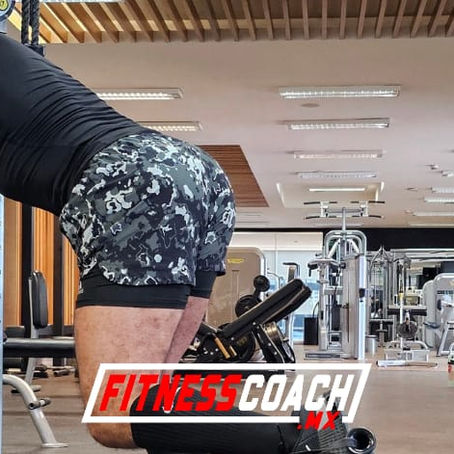 Patada de glúteo y Extensión de cadera con polea baja