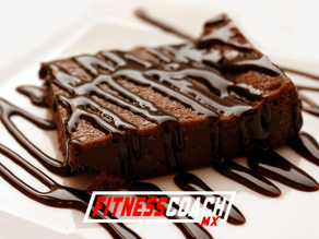 Brownie de chocoplátano Fit