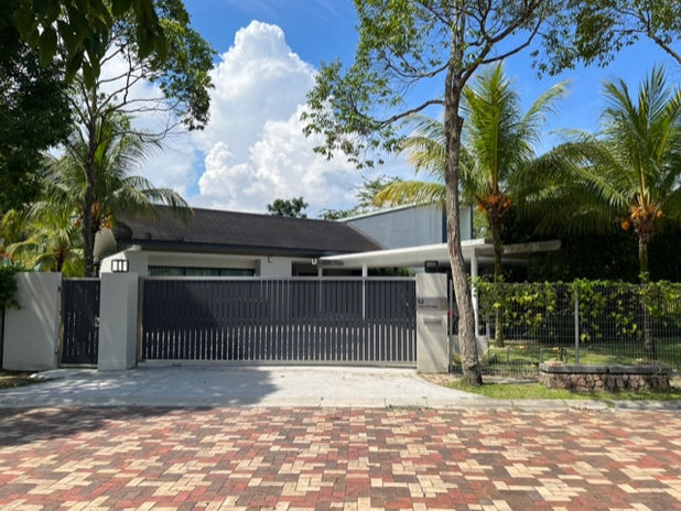 A Luxury Premium Bungalow Property in  Leisure Farm Johor