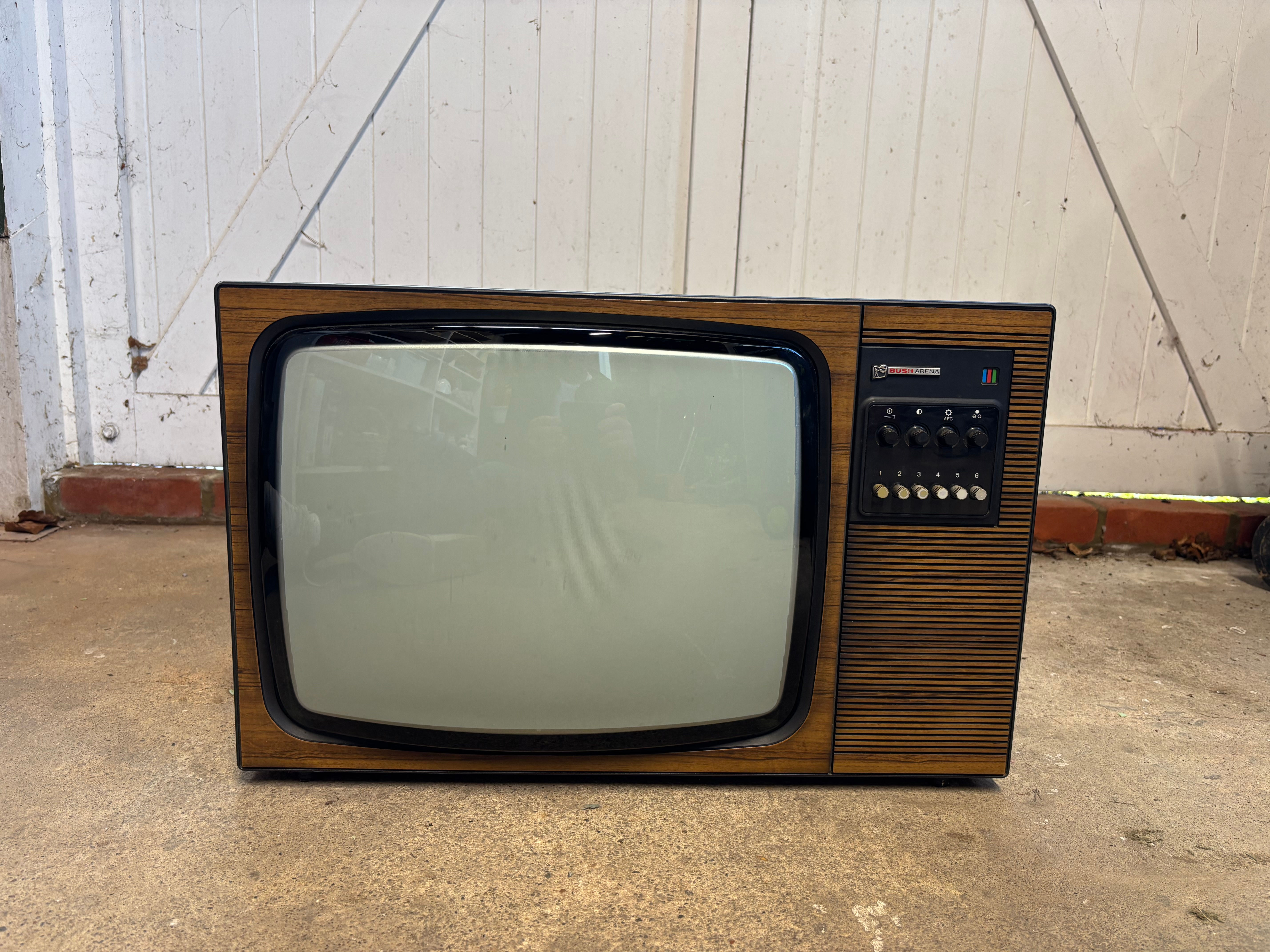1980s Bush, CRT Television