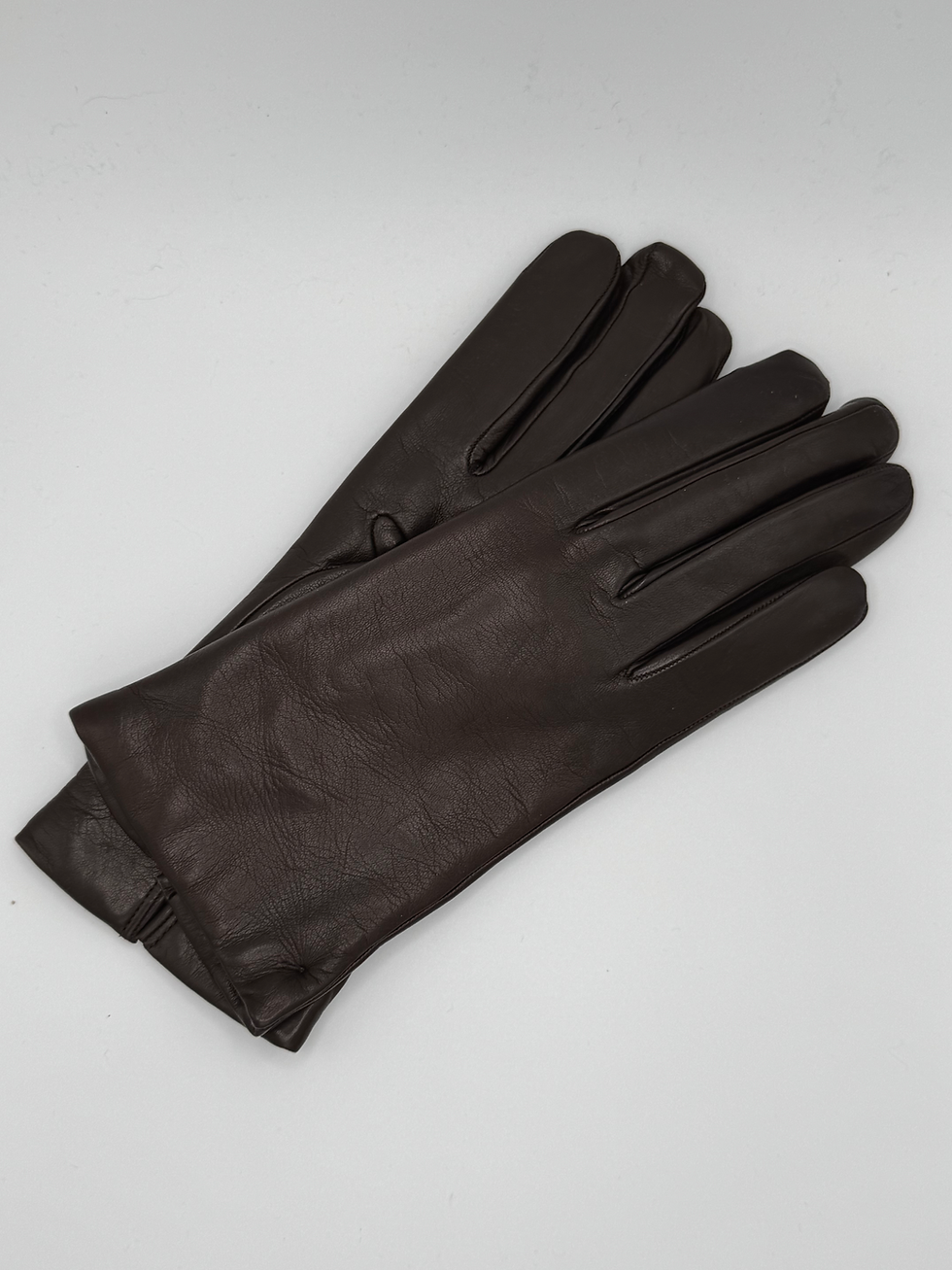Pair of smooth brown gloves