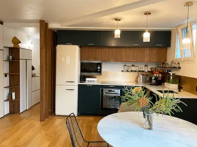 Cuisine chêne et vert foret avec Plum et Ikea 