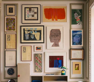 mur rempli de cadre tendance avec format différent déco collage