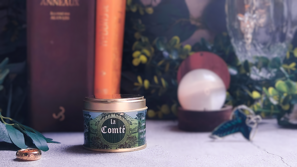 Miniature : bougie parfumée la Comté, inspirée par les hobbits du seigneur des anneaux de tolkien, pots métal doré