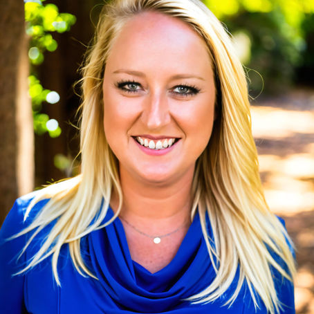 Meet Shavon Erickson: A Seasoned Notary with Decades of Experience