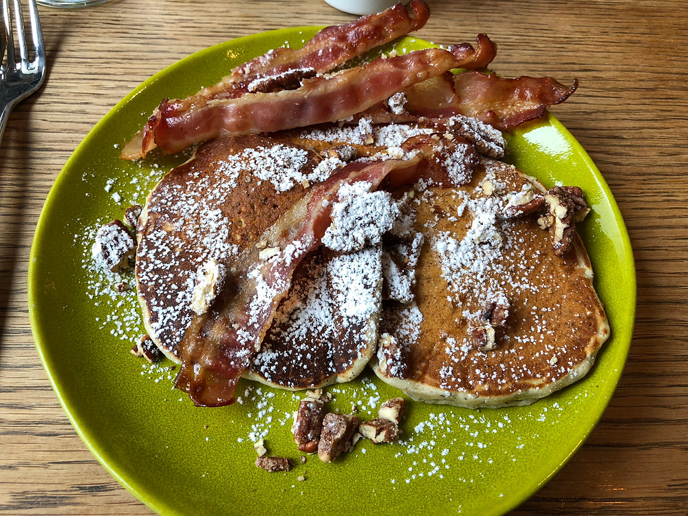 Pancakes at Sandholt Bakari