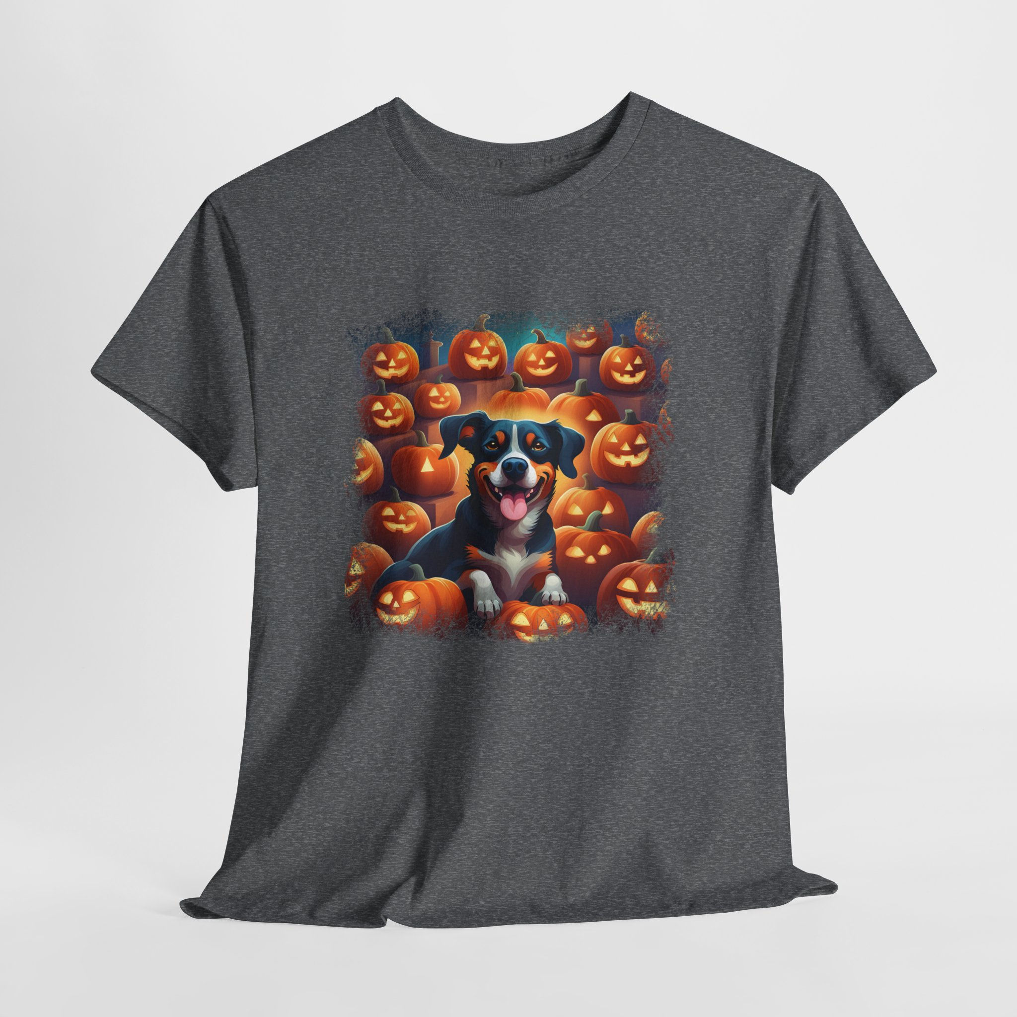 Pumpkin patch dog - Tshirt