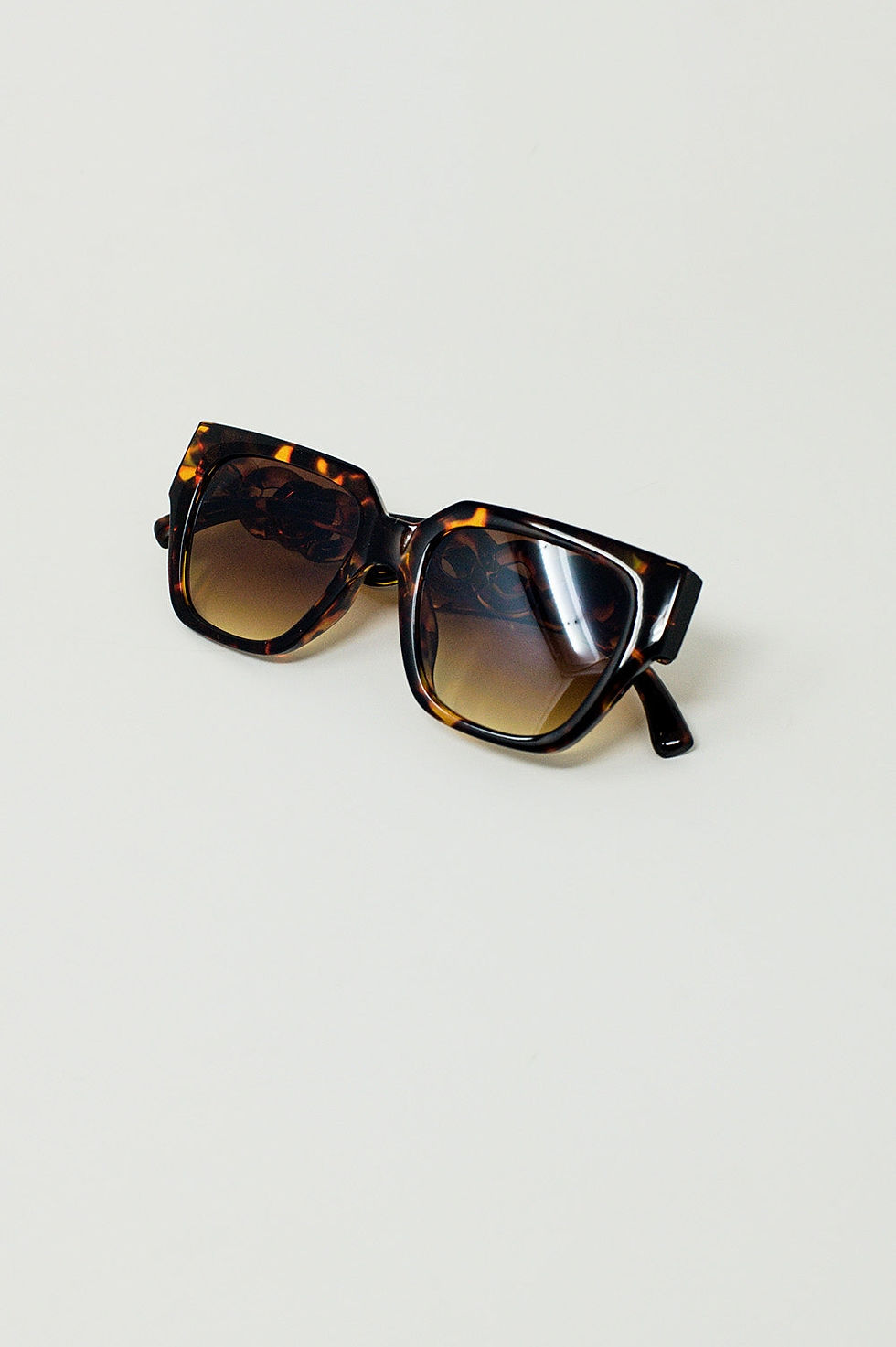 Миниатюра: Oversized Cat Eye Sunglasses in Brown Vintage