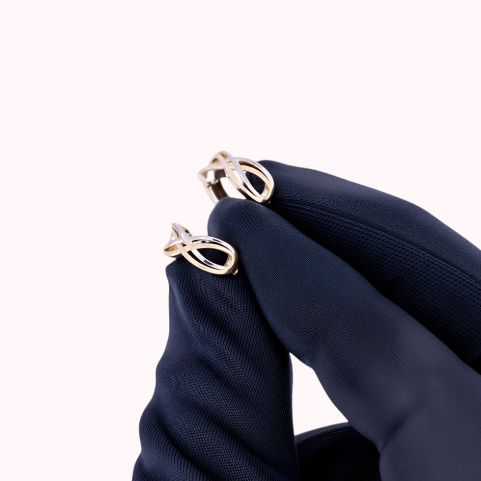 Thumbnail: 14K Gold Twist Loop Earrings - GE0164
