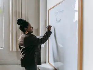 12 Tips to Improve Your Writing With the Help of a Tutor