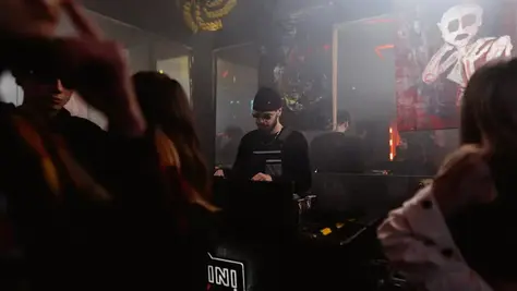 8 Reasons Why DJ Services Are Essential for a Memorable Event