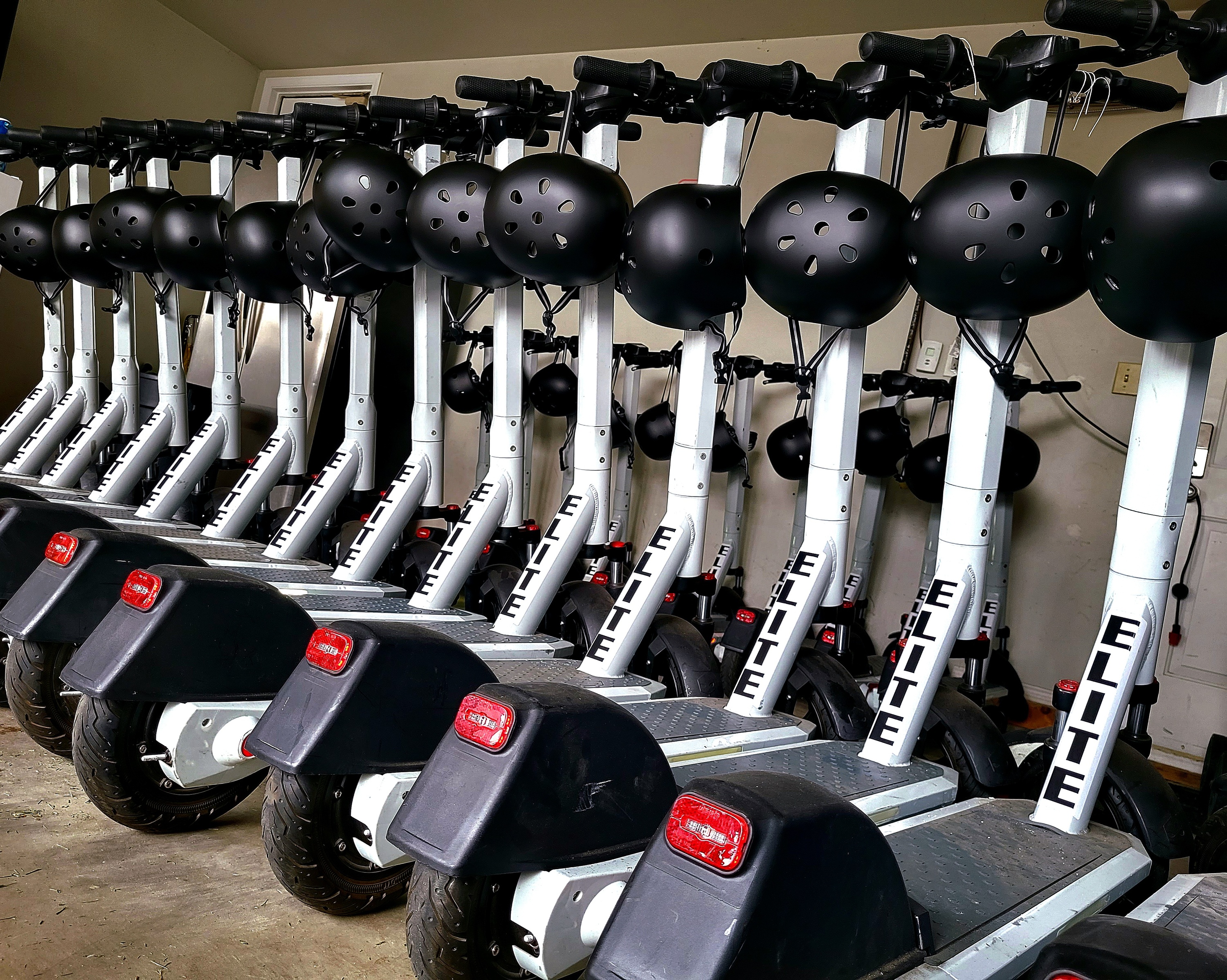 Electric scooter rentals are available on the Levy Electric app in Camrose starting at $23.4 per hour.  No reservation needed!